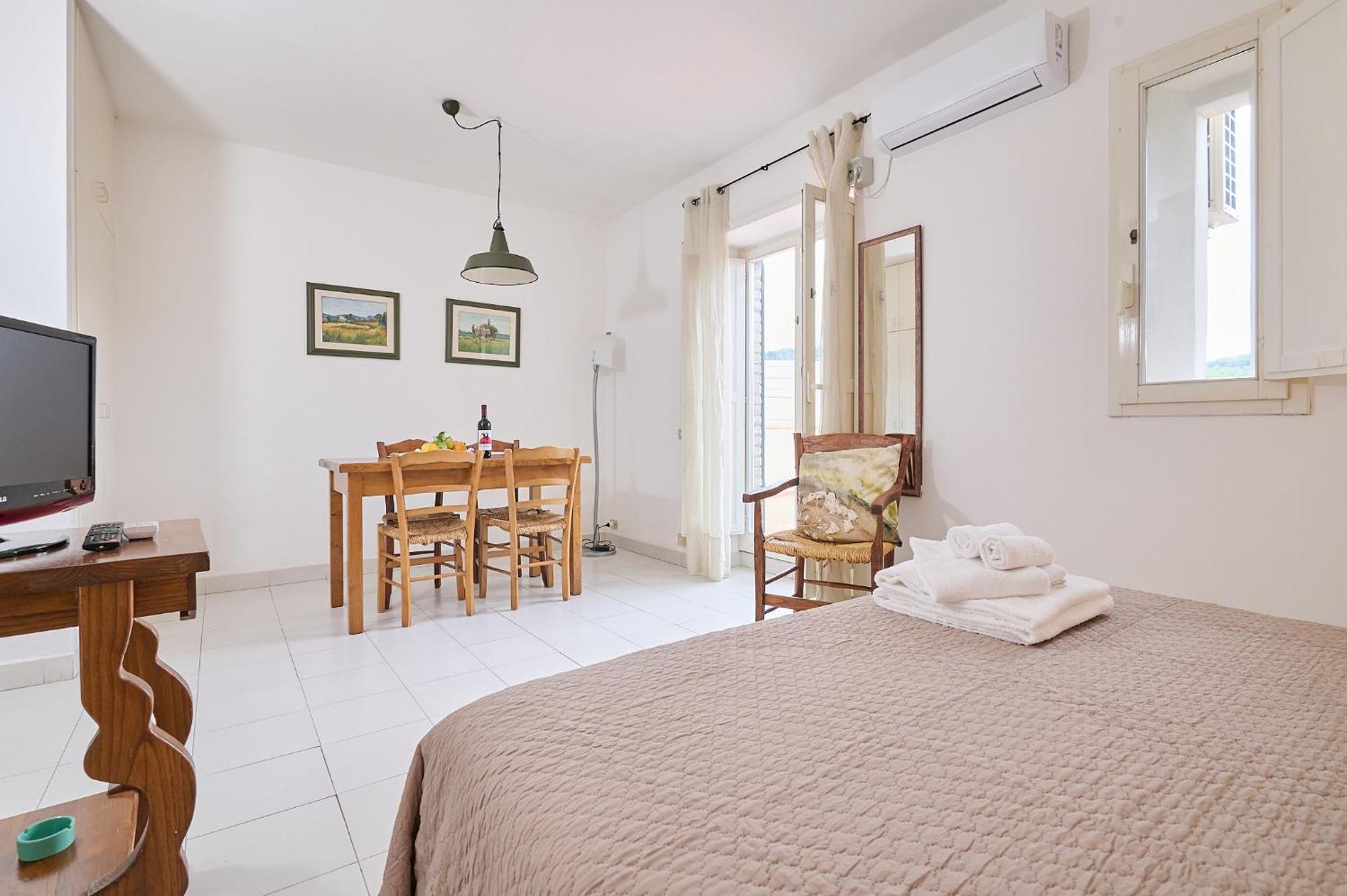 Il Chiostro Appartamenti & Suites Суверето Экстерьер фото