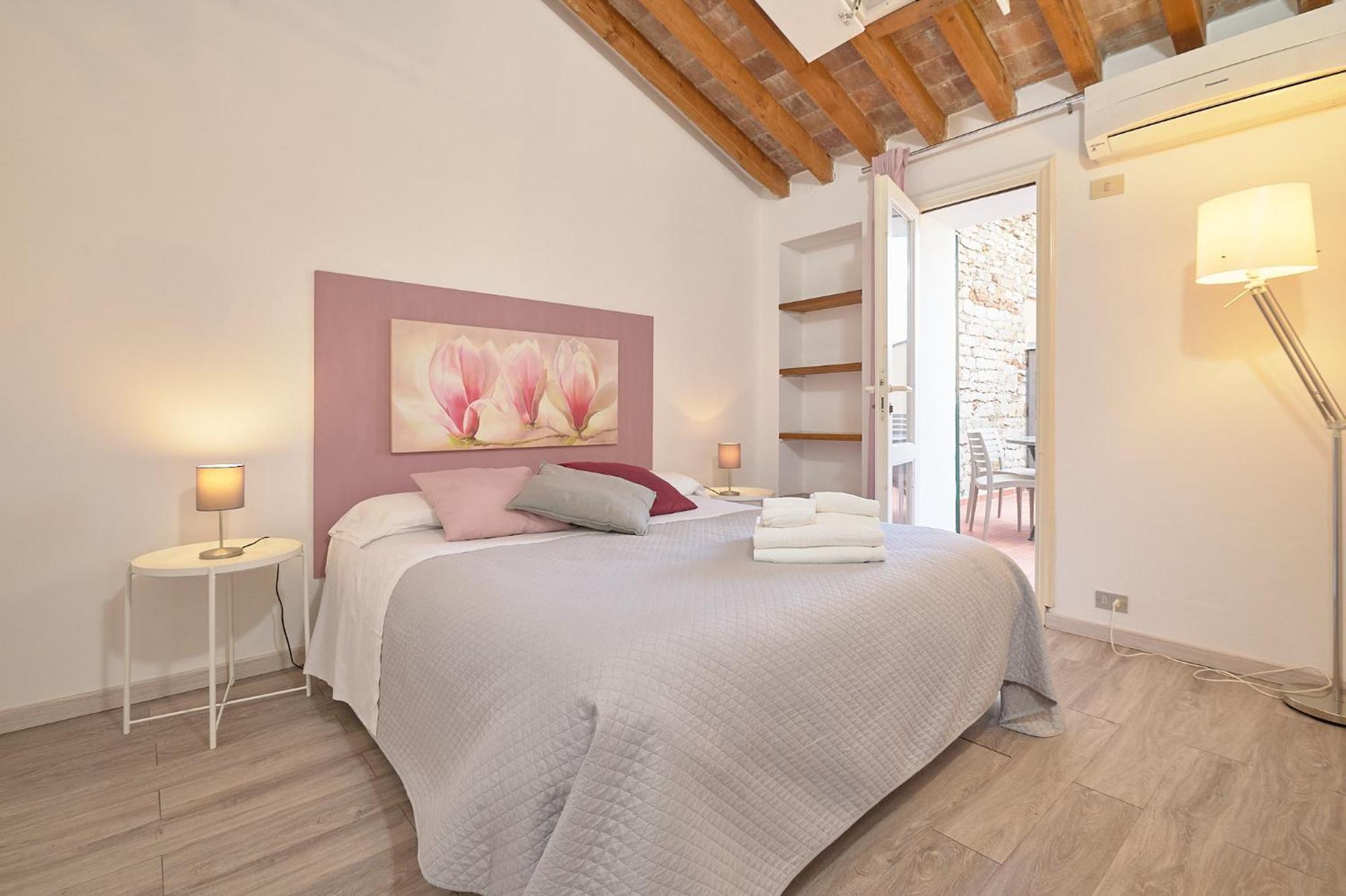 Il Chiostro Appartamenti & Suites Суверето Экстерьер фото
