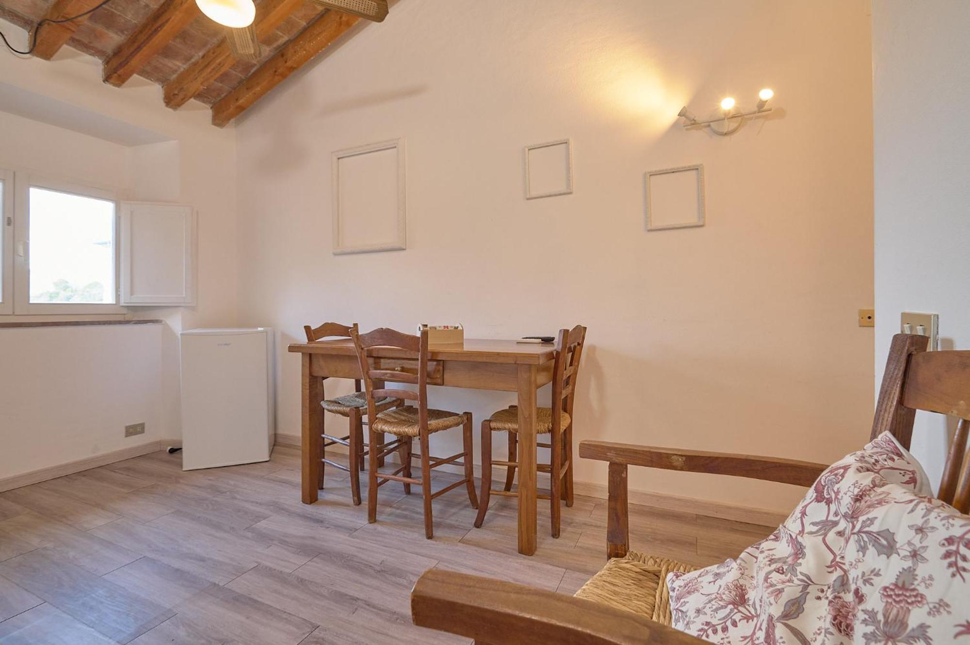 Il Chiostro Appartamenti & Suites Суверето Экстерьер фото
