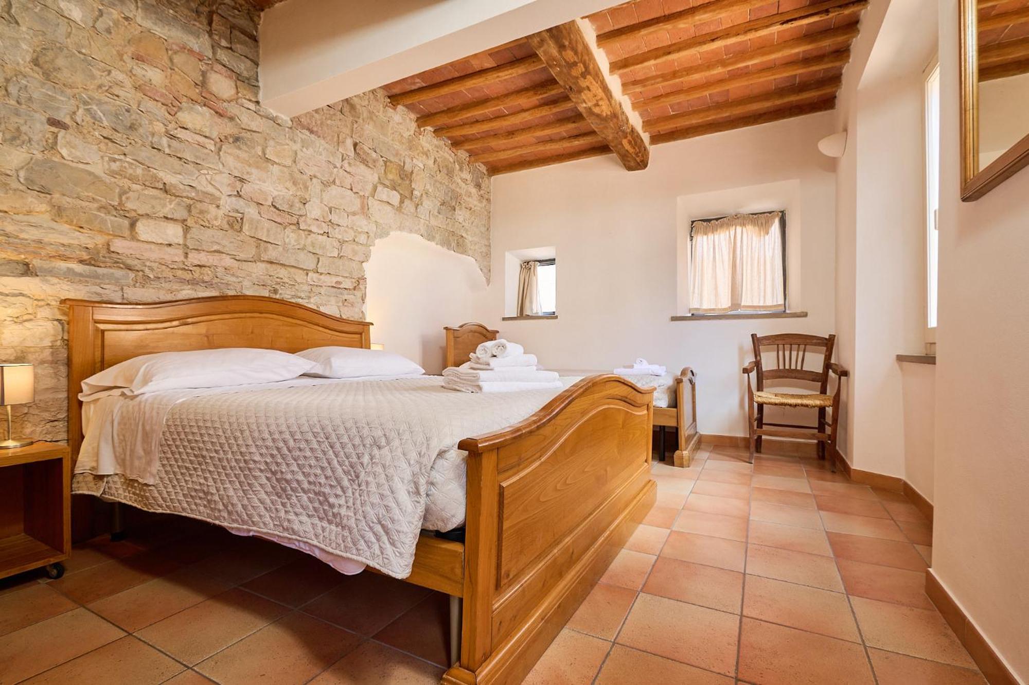 Il Chiostro Appartamenti & Suites Суверето Экстерьер фото