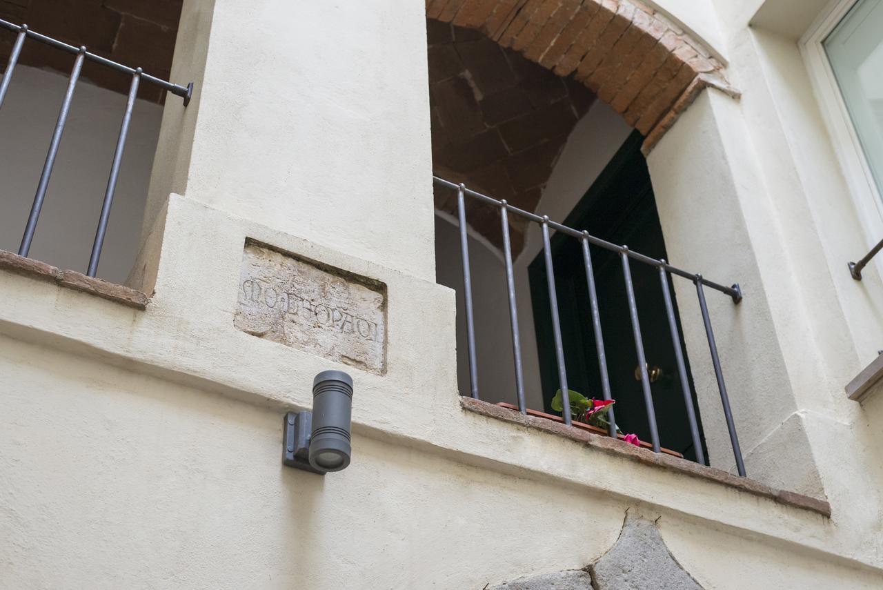 Il Chiostro Appartamenti & Suites Суверето Экстерьер фото